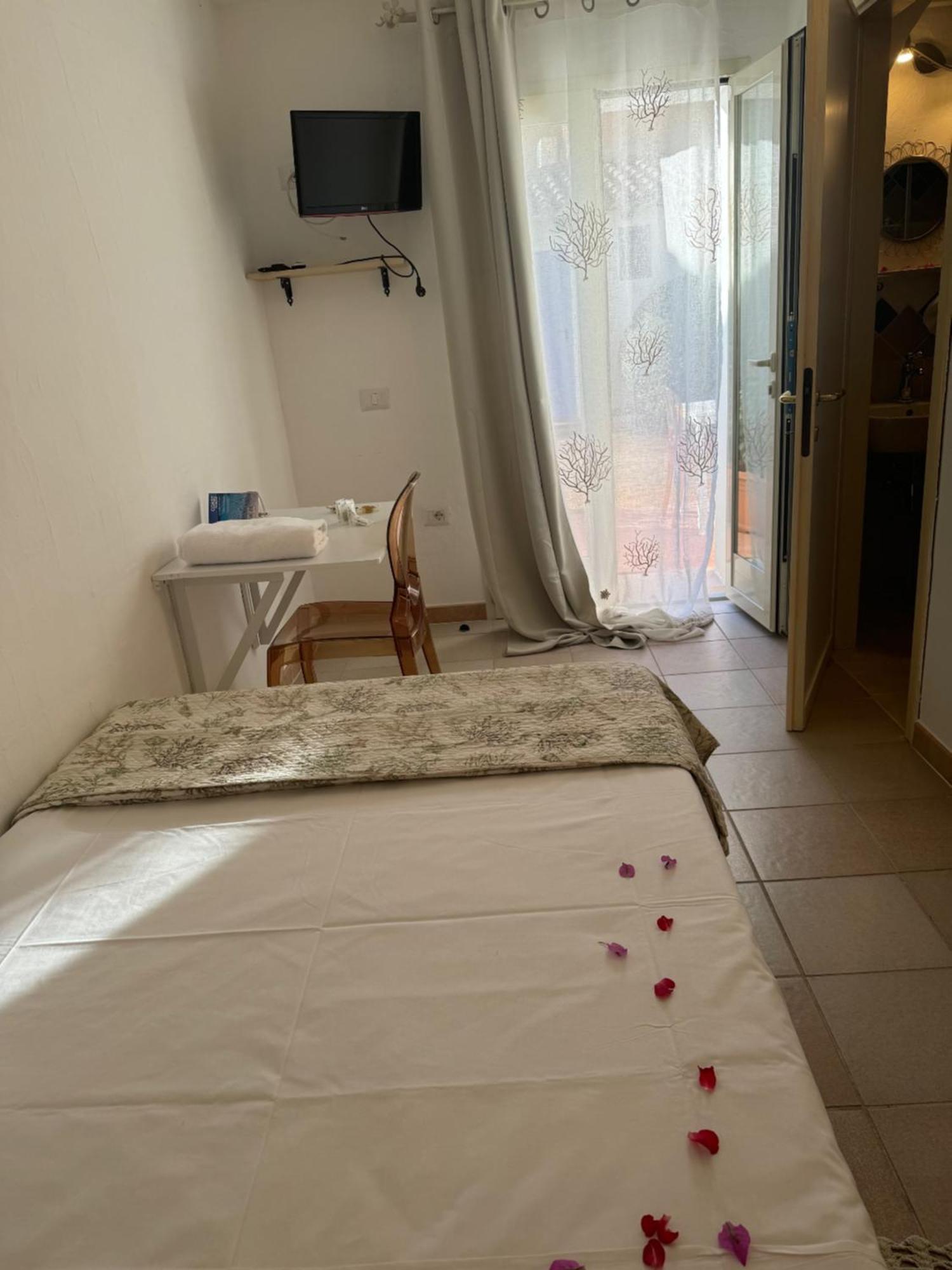 קניגיונה B&B Oltremare מראה חיצוני תמונה