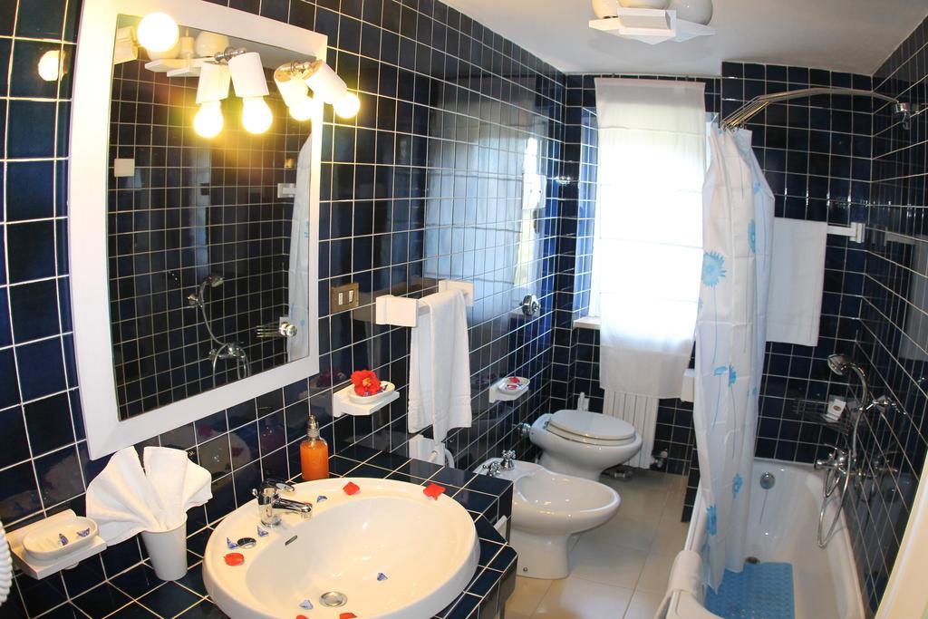 קניגיונה B&B Oltremare חדר תמונה